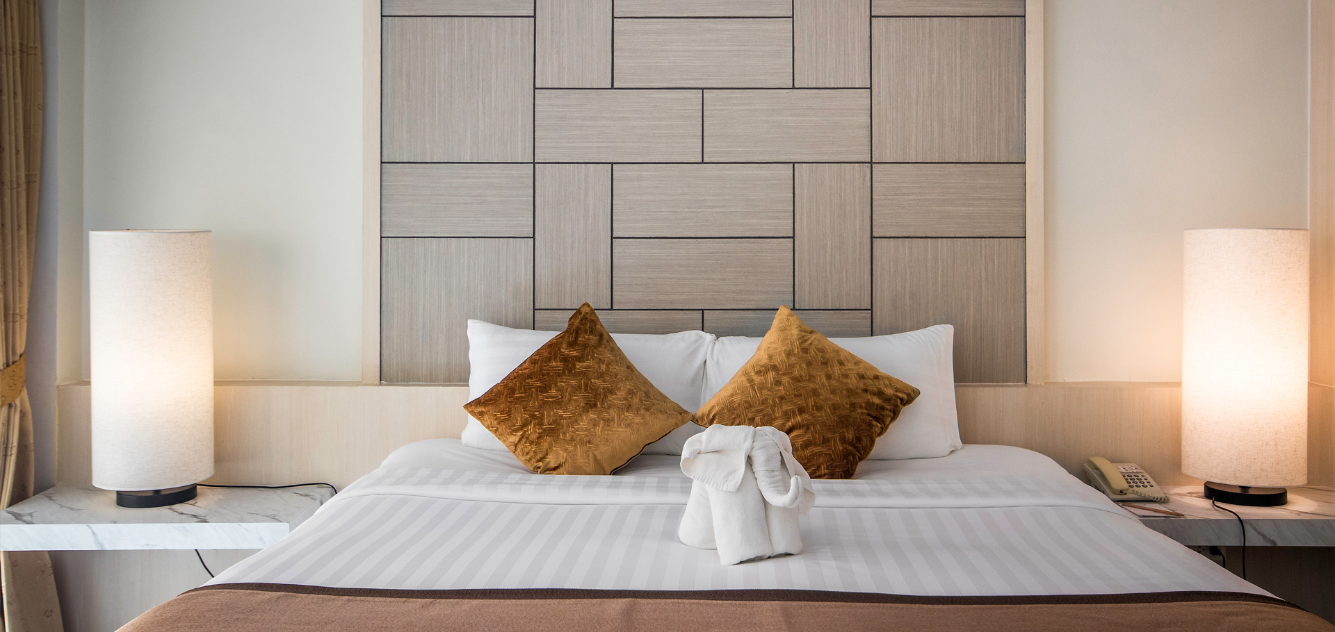 Khaolak Emerald Beach Resort and Spa White Sand Blue Sea group